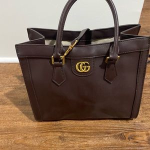 Brown tote